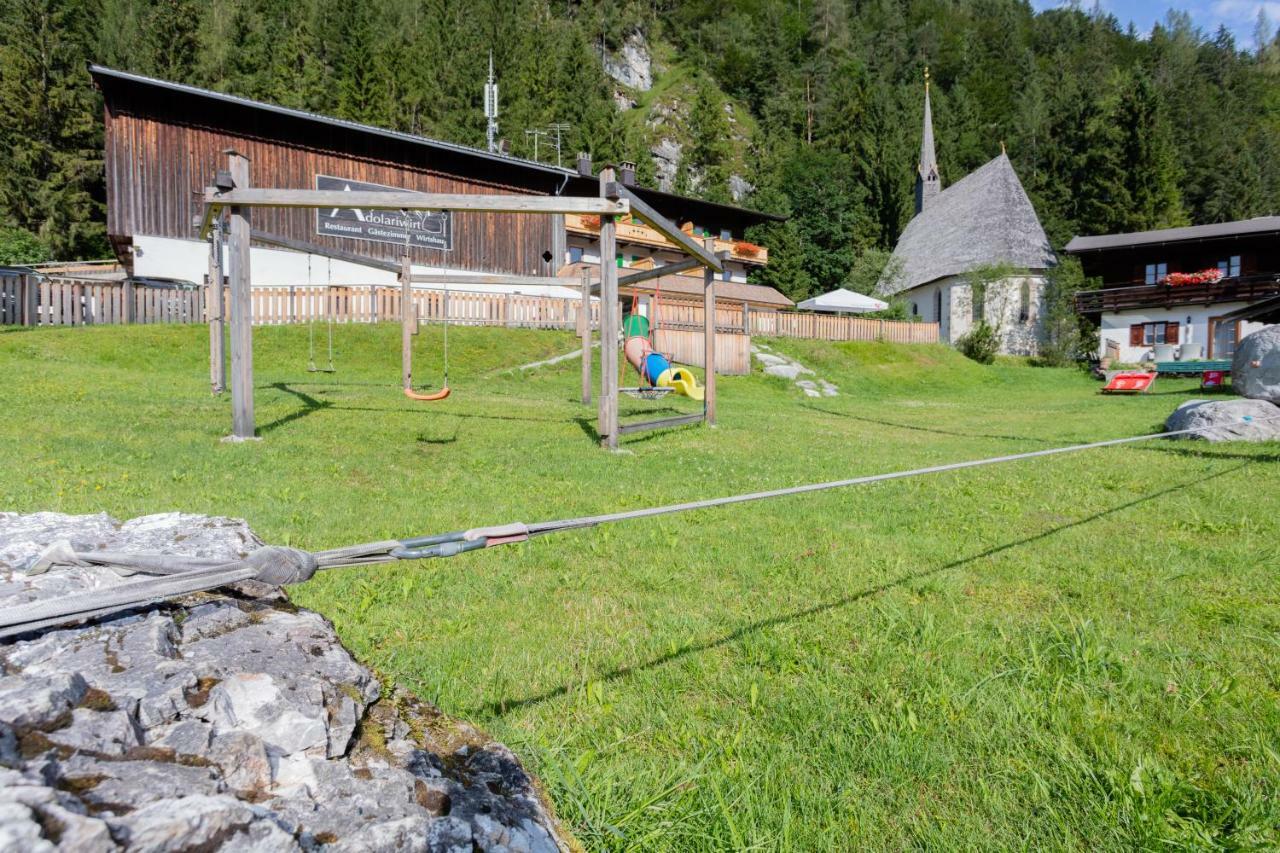 Gasthof St. Adolari Hotel Sankt Ulrich am Pillersee ภายนอก รูปภาพ